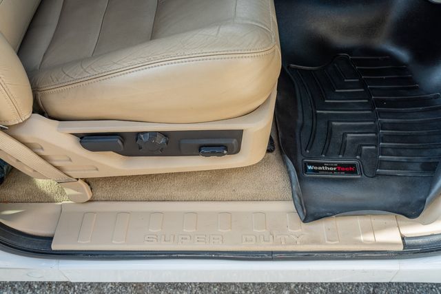 2008 Ford F-250 Super Duty Lariat 4X4 / CLEAN CARFAX / REGULAR SERVICE | Austin, TX | Rocky Mountain Truck Stop Austin