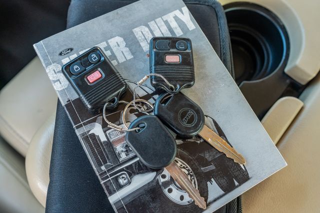 2008 Ford F-250 Super Duty Lariat / CLEAN CARFAX / REGULAR SERVICE | Austin, TX | Rocky Mountain Truck Stop Austin 2008 Ford F-250 Super Duty Lariat / CLEAN CARFAX / REGULAR SERVICE | Austin, TX | Rocky Mountain Truck Stop Austin