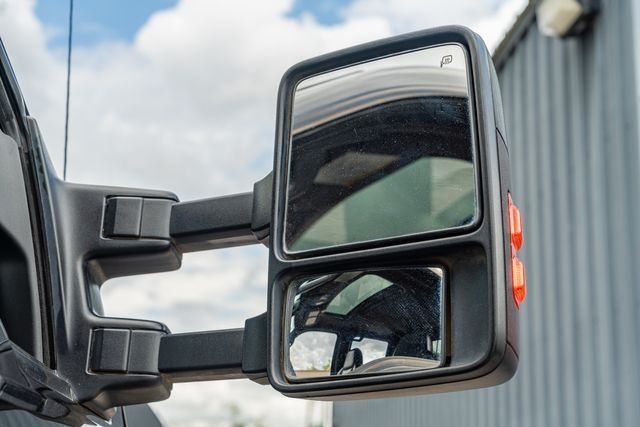 2008 Ford F-250 Super Duty Lariat CREW CAB LARIAT 4X4 / HARLEY DAVIDSON | Austin, TX | Rocky Mountain Truck Stop Austin 2008 Ford F-250 Super Duty Lariat CREW CAB LARIAT 4X4 / HARLEY DAVIDSON | Austin, TX | Rocky Mountain Truck Stop Austin