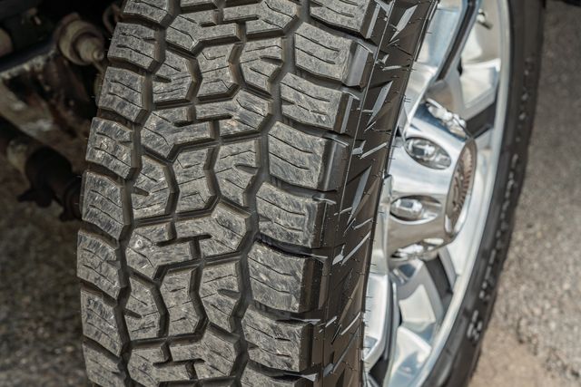 2008 Ford F-250 Super Duty Lariat CREW CAB LARIAT 4X4 / HARLEY DAVIDSON | Austin, TX | Rocky Mountain Truck Stop Austin