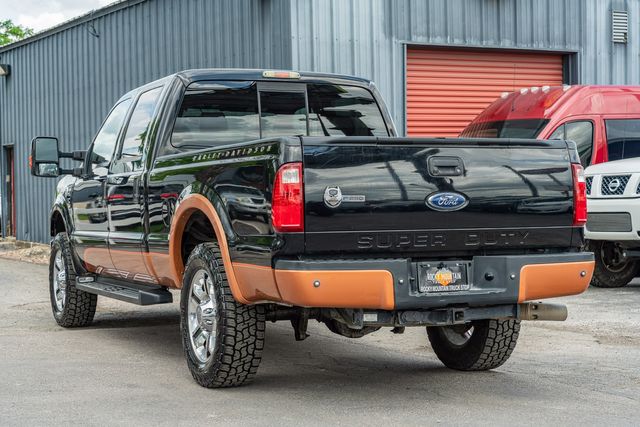 2008 Ford F-250 Super Duty Lariat CREW CAB LARIAT 4X4 / HARLEY DAVIDSON | Austin, TX | Rocky Mountain Truck Stop Austin 2008 Ford F-250 Super Duty Lariat CREW CAB LARIAT 4X4 / HARLEY DAVIDSON | Austin, TX | Rocky Mountain Truck Stop Austin