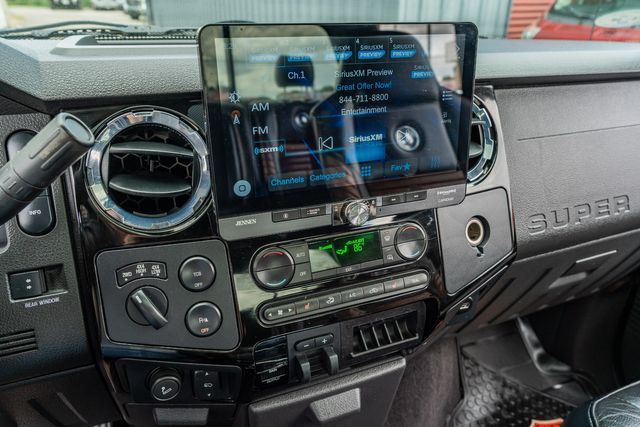 2008 Ford F-250 Super Duty Lariat CREW CAB LARIAT 4X4 / HARLEY DAVIDSON | Austin, TX | Rocky Mountain Truck Stop Austin 2008 Ford F-250 Super Duty Lariat CREW CAB LARIAT 4X4 / HARLEY DAVIDSON | Austin, TX | Rocky Mountain Truck Stop Austin