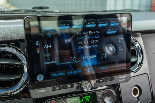 2008 Ford F-250 Super Duty Lariat CREW CAB LARIAT 4X4 / HARLEY DAVIDSON | Dallas, TX | Rocky Mountain Truck Stop Dallas 2008 Ford F-250 Super Duty Lariat CREW CAB LARIAT 4X4 / HARLEY DAVIDSON | Dallas, TX | Rocky Mountain Truck Stop Dallas