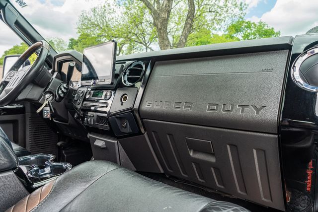 2008 Ford F-250 Super Duty Lariat CREW CAB LARIAT 4X4 / HARLEY DAVIDSON | Austin, TX | Rocky Mountain Truck Stop Austin 2008 Ford F-250 Super Duty Lariat CREW CAB LARIAT 4X4 / HARLEY DAVIDSON | Austin, TX | Rocky Mountain Truck Stop Austin