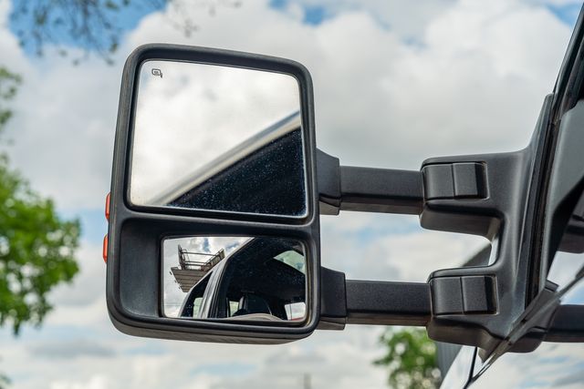 2008 Ford F-250 Super Duty Lariat CREW CAB LARIAT 4X4 / HARLEY DAVIDSON | Dallas, TX | Rocky Mountain Truck Stop Dallas 2008 Ford F-250 Super Duty Lariat CREW CAB LARIAT 4X4 / HARLEY DAVIDSON | Dallas, TX | Rocky Mountain Truck Stop Dallas