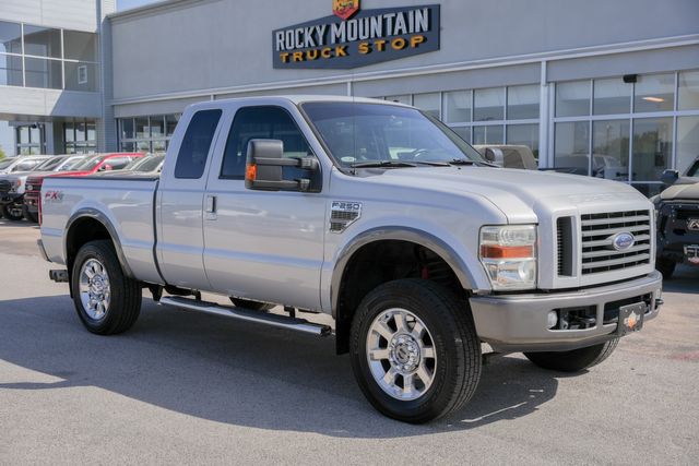 2008 Ford F-250 Super Duty FX4 EXTENDED CAB W/ LOW MILES / 4X4 DIESEL | Dallas, TX | Rocky Mountain Truck Stop Dallas 2008 Ford F-250 Super Duty FX4 EXTENDED CAB W/ LOW MILES / 4X4 DIESEL | Dallas, TX | Rocky Mountain Truck Stop Dallas