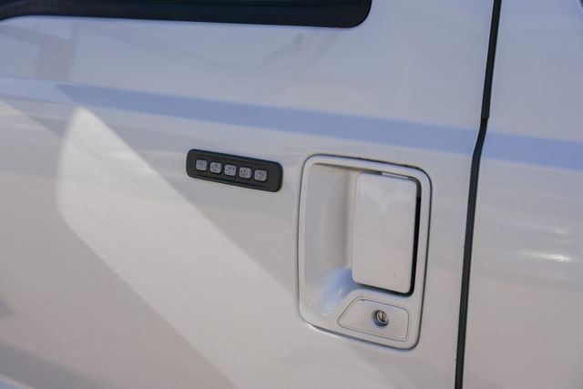 2008 Ford F-250 Super Duty FX4 EXTENDED CAB W/ LOW MILES / 4X4 DIESEL | Dallas, TX | Rocky Mountain Truck Stop Dallas