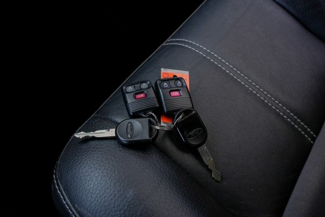 2008 Ford F-250 Super Duty FX4 EXTENDED CAB W/ LOW MILES / 4X4 DIESEL | Dallas, TX | Rocky Mountain Truck Stop Dallas 2008 Ford F-250 Super Duty FX4 EXTENDED CAB W/ LOW MILES / 4X4 DIESEL | Dallas, TX | Rocky Mountain Truck Stop Dallas