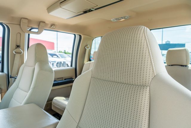 2008 Ford F-350 Super Duty XLT CREW CAB / LOW MILES / CLEAN CARFAX / DIESEL | Austin, TX | Rocky Mountain Truck Stop Austin 2008 Ford F-350 Super Duty XLT CREW CAB / LOW MILES / CLEAN CARFAX / DIESEL | Austin, TX | Rocky Mountain Truck Stop Austin