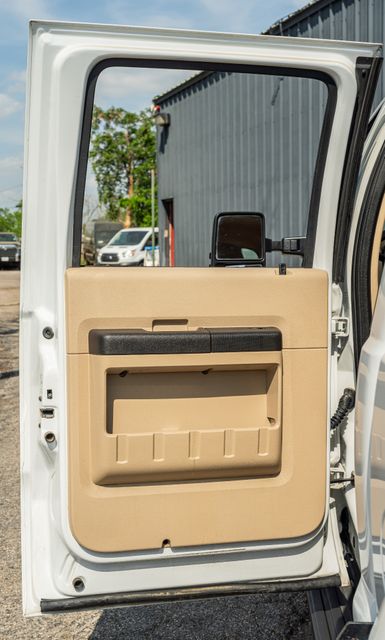 2008 Ford F-350 Super Duty XLT CREW CAB / LOW MILES / CLEAN CARFAX / DIESEL | Austin, TX | Rocky Mountain Truck Stop Austin