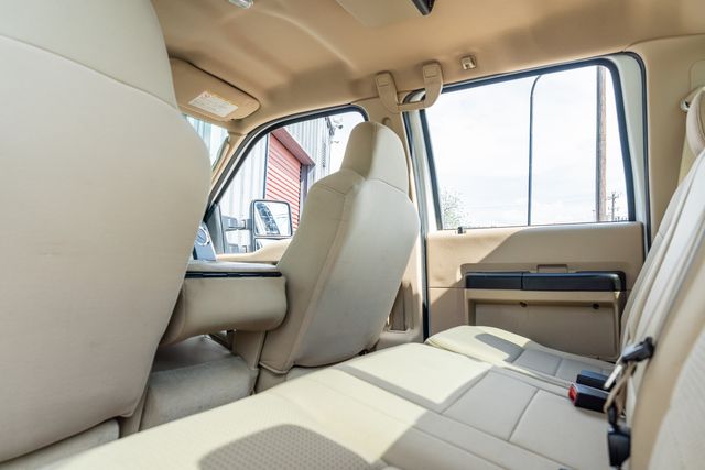 2008 Ford F-350 Super Duty XLT CREW CAB / LOW MILES / CLEAN CARFAX / DIESEL | Austin, TX | Rocky Mountain Truck Stop Austin