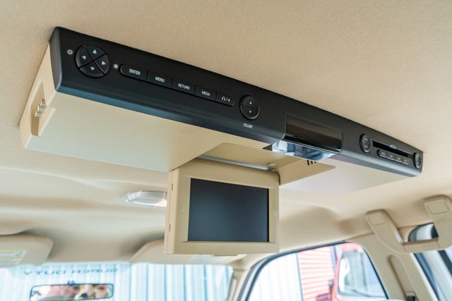 2008 Ford F-350 Super Duty XLT CREW CAB / LOW MILES / CLEAN CARFAX / DIESEL | Dallas, TX | Rocky Mountain Truck Stop Dallas 2008 Ford F-350 Super Duty XLT CREW CAB / LOW MILES / CLEAN CARFAX / DIESEL | Dallas, TX | Rocky Mountain Truck Stop Dallas