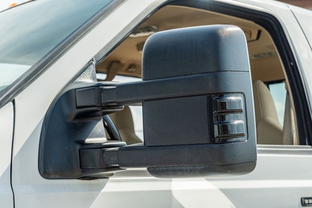 2008 Ford F-350 Super Duty XLT CREW CAB / LOW MILES / CLEAN CARFAX / DIESEL | Austin, TX | Rocky Mountain Truck Stop Austin 2008 Ford F-350 Super Duty XLT CREW CAB / LOW MILES / CLEAN CARFAX / DIESEL | Austin, TX | Rocky Mountain Truck Stop Austin