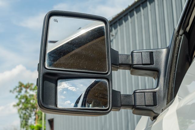 2008 Ford F-350 Super Duty XLT CREW CAB / LOW MILES / CLEAN CARFAX / DIESEL | Austin, TX | Rocky Mountain Truck Stop Austin