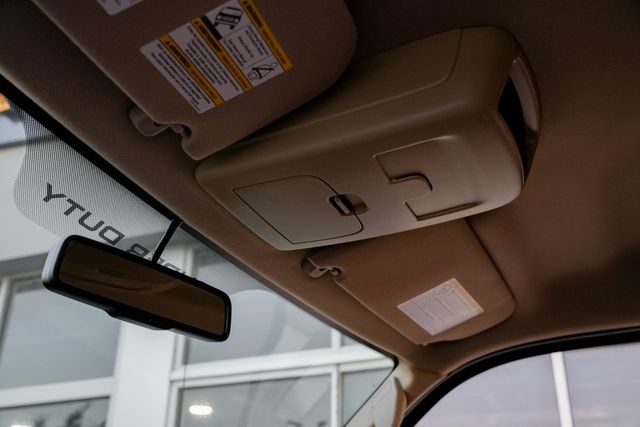 2008 Ford F-350 Super Duty Lariat KING RANCH 4X4 / LOW MILES / 1-OWNER / MINT | Austin, TX | Rocky Mountain Truck Stop Austin 2008 Ford F-350 Super Duty Lariat KING RANCH 4X4 / LOW MILES / 1-OWNER / MINT | Austin, TX | Rocky Mountain Truck Stop Austin