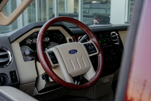 2008 Ford F-350 Super Duty Lariat KING RANCH 4X4 / LOW MILES / 1-OWNER / MINT | Austin, TX | Rocky Mountain Truck Stop Austin 2008 Ford F-350 Super Duty Lariat KING RANCH 4X4 / LOW MILES / 1-OWNER / MINT | Austin, TX | Rocky Mountain Truck Stop Austin