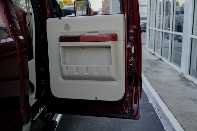 2008 Ford F-350 Super Duty Lariat KING RANCH 4X4 / LOW MILES / 1-OWNER / MINT | Austin, TX | Rocky Mountain Truck Stop Austin 2008 Ford F-350 Super Duty Lariat KING RANCH 4X4 / LOW MILES / 1-OWNER / MINT | Austin, TX | Rocky Mountain Truck Stop Austin