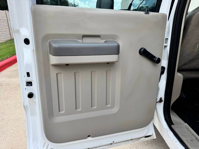 2008 Ford F-350 Super Duty XL 4dr Crew Cab LB DRW RWD | Houston, TX | Houston Auto Credit 2008 Ford F-350 Super Duty XL 4dr Crew Cab LB DRW RWD | Houston, TX | Houston Auto Credit
