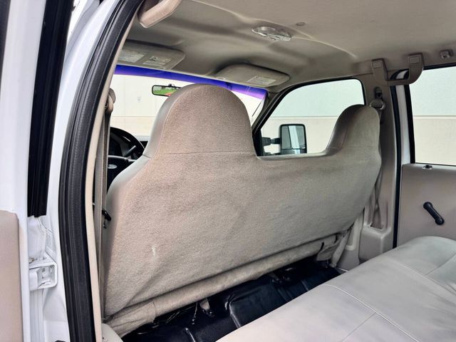 2008 Ford F-350 Super Duty XL 4dr Crew Cab LB DRW RWD | Houston, TX | Houston Auto Credit