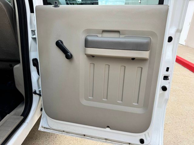 2008 Ford F-350 Super Duty XL 4dr Crew Cab LB DRW RWD | Houston, TX | Houston Auto Credit 2008 Ford F-350 Super Duty XL 4dr Crew Cab LB DRW RWD | Houston, TX | Houston Auto Credit