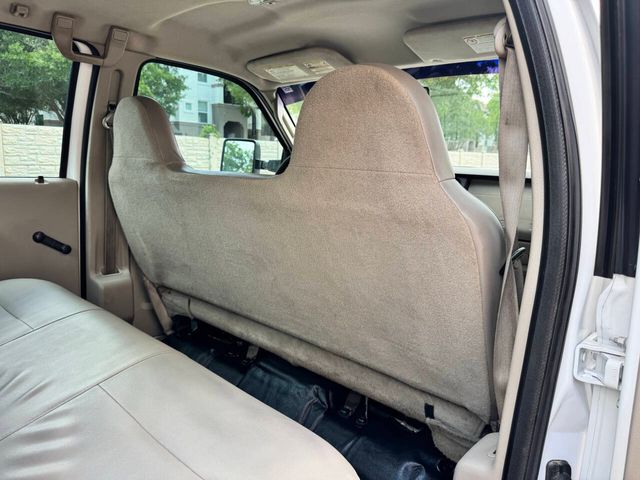 2008 Ford F-350 Super Duty XL 4dr Crew Cab LB DRW RWD | Houston, TX | Houston Auto Credit 2008 Ford F-350 Super Duty XL 4dr Crew Cab LB DRW RWD | Houston, TX | Houston Auto Credit