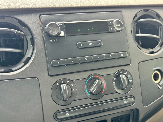 2008 Ford F-350 Super Duty XL 4dr Crew Cab LB DRW RWD | Houston, TX | Houston Auto Credit