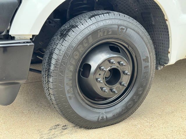 2008 Ford F-350 Super Duty XL 4dr Crew Cab LB DRW RWD | Houston, TX | Houston Auto Credit 2008 Ford F-350 Super Duty XL 4dr Crew Cab LB DRW RWD | Houston, TX | Houston Auto Credit