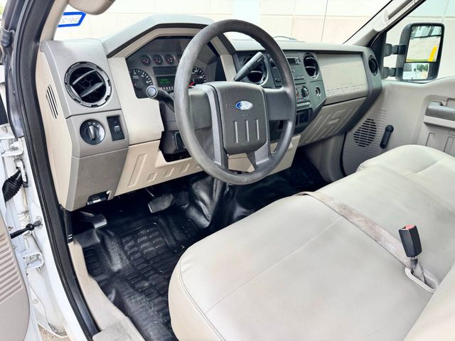 2008 Ford F-350 Super Duty XL 4dr Crew Cab LB DRW RWD | Houston, TX | Houston Auto Credit 2008 Ford F-350 Super Duty XL 4dr Crew Cab LB DRW RWD | Houston, TX | Houston Auto Credit