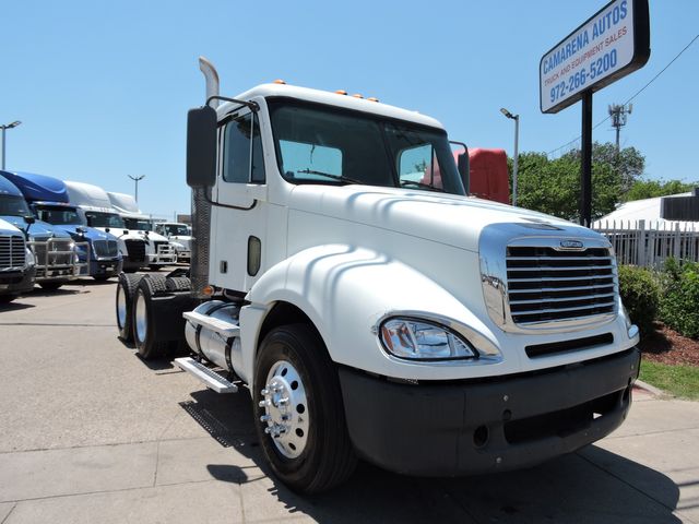 2008 Freightliner Columbia  Daycab
