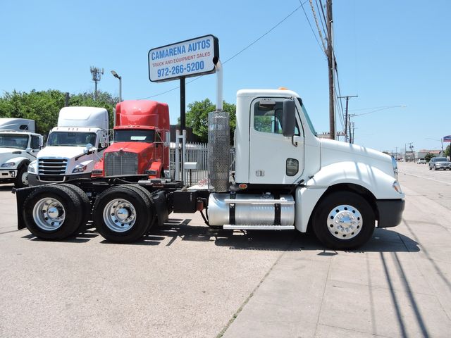 2008 Freightliner Columbia  Daycab