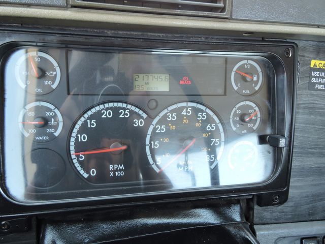 2008 Freightliner Columbia  Daycab