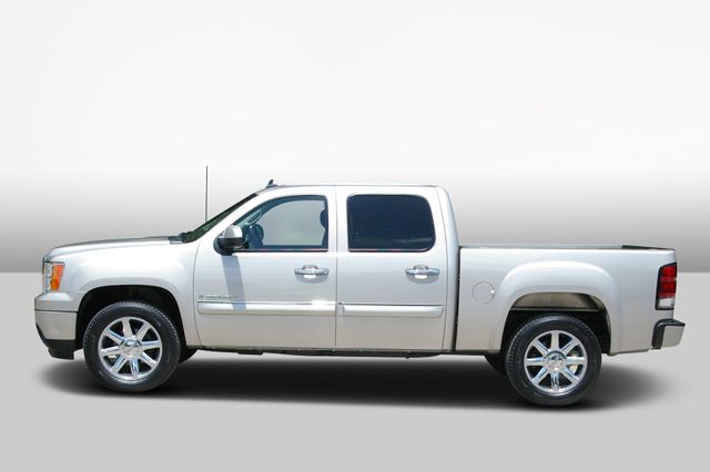 2008 GMC Sierra Denali Pickup 4D 5 3/4 ft