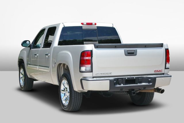 2008 GMC Sierra Denali Pickup 4D 5 3/4 ft