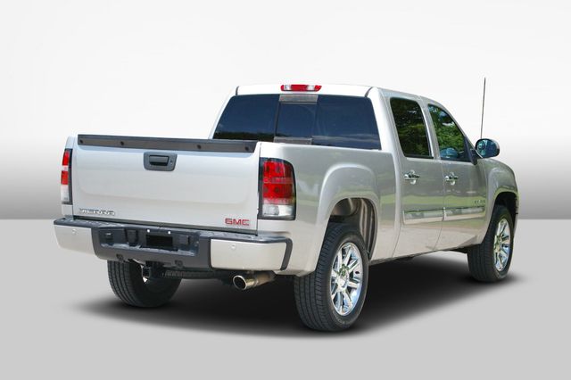 2008 GMC Sierra Denali Pickup 4D 5 3/4 ft