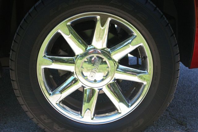 2008 GMC Yukon Denali Denali Sport Utility 4D