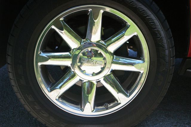 2008 GMC Yukon Denali Denali Sport Utility 4D