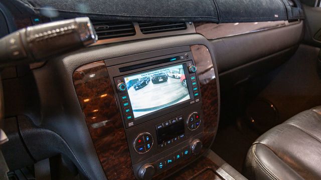 2008 GMC Yukon XL 4WD 3rd row Denali