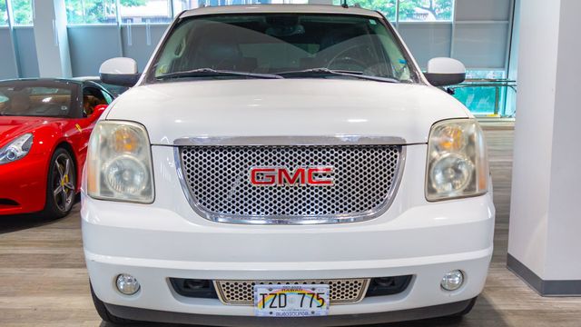 2008 GMC Yukon XL 4WD 3rd row Denali