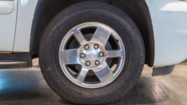 2008 GMC Yukon XL 4WD 3rd row Denali