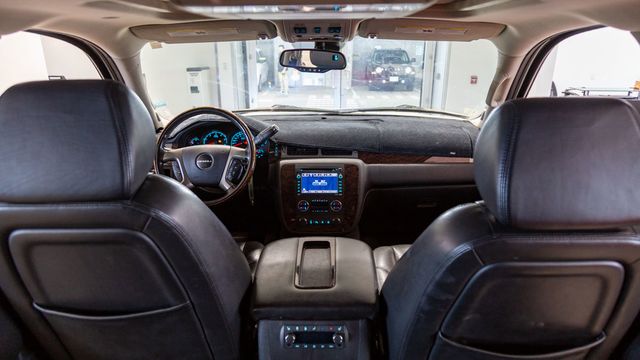2008 GMC Yukon XL 4WD 3rd row Denali