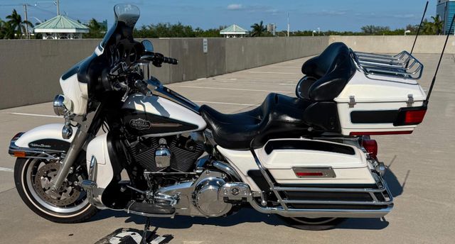 2008 Harley-Davidson Electra Glide Ultra Classic | Dania Beach, Florida | Top Gear Inc. 2008 Harley-Davidson Electra Glide Ultra Classic | Dania Beach, Florida | Top Gear Inc.
