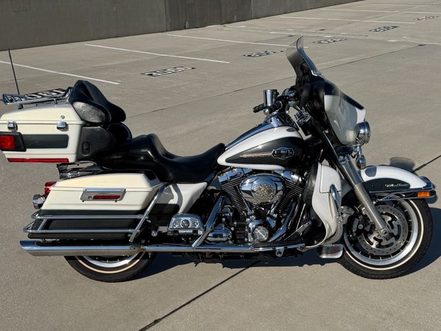 2008 Harley-Davidson Electra Glide Ultra Classic | Dania Beach, Florida | Top Gear Inc.