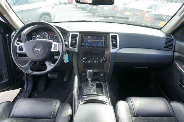 2008 Jeep Grand Cherokee SRT-8