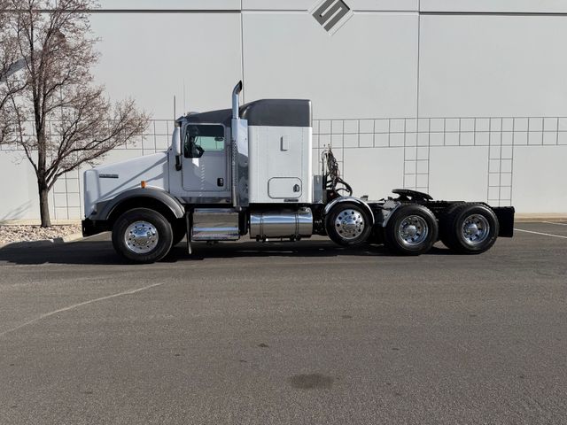 2008 Kenworth T800 Sleeper