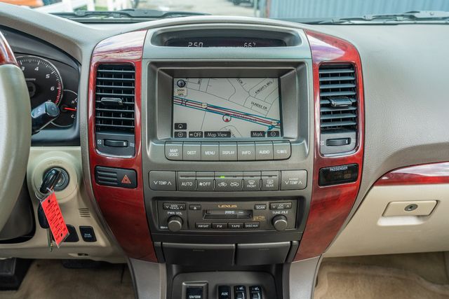 2008 Lexus GX 470 4WD 4.7L V8 / ONE TX OWNER / CLEAN CARFAX / LUXURY | Austin, TX | Rocky Mountain Truck Stop Austin 2008 Lexus GX 470 4WD 4.7L V8 / ONE TX OWNER / CLEAN CARFAX / LUXURY | Austin, TX | Rocky Mountain Truck Stop Austin