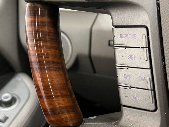 2008 Lincoln Navigator Base | Houston, TX | Houston Auto Credit 2008 Lincoln Navigator Base | Houston, TX | Houston Auto Credit