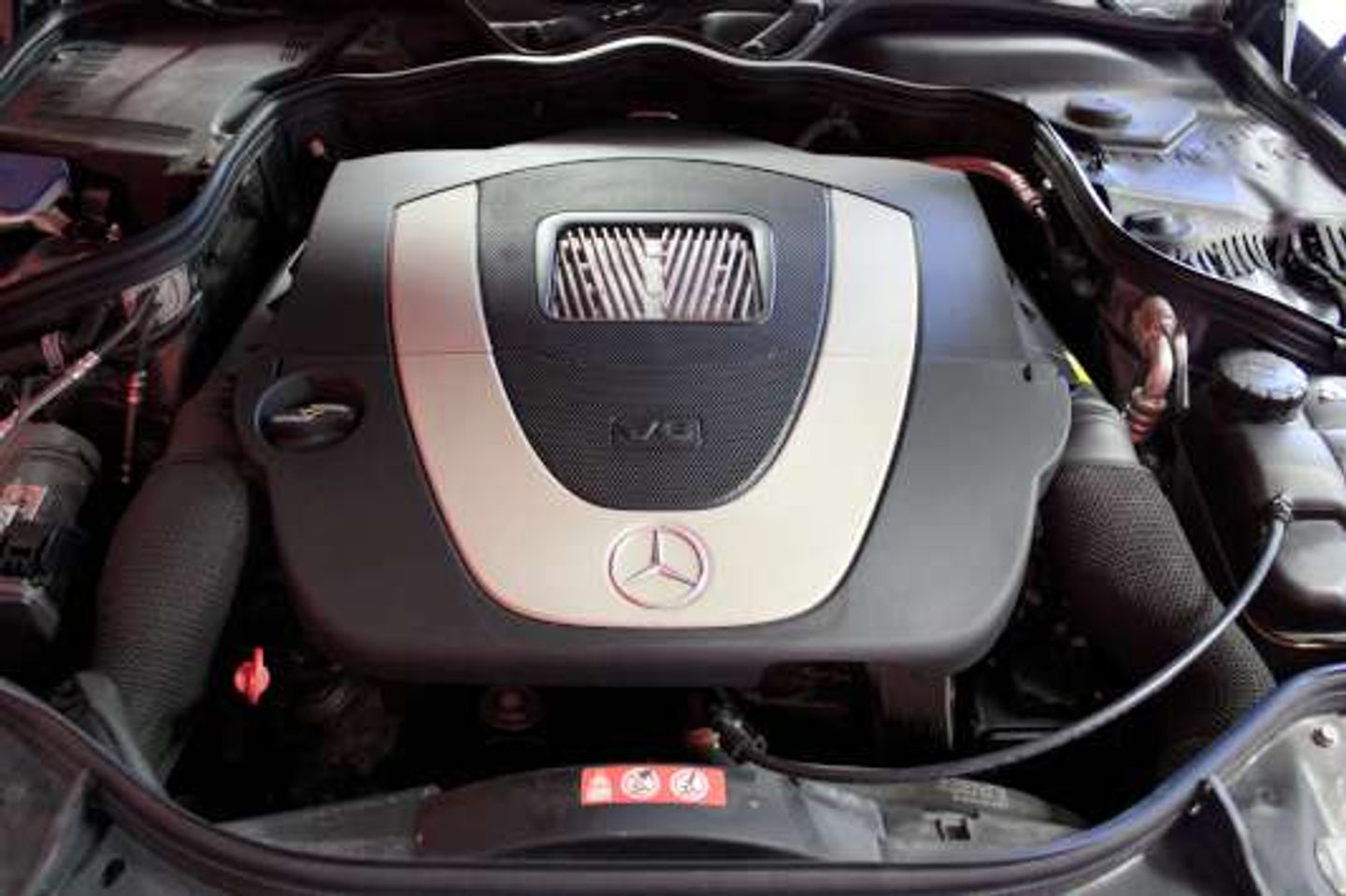 2008 Mercedes-Benz E-Class E 350 4MATIC - 11