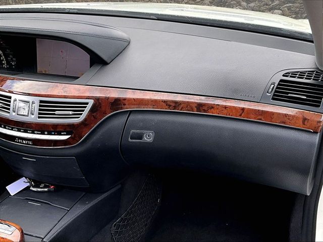 2008 Mercedes-Benz S-Class S 550 4MATIC