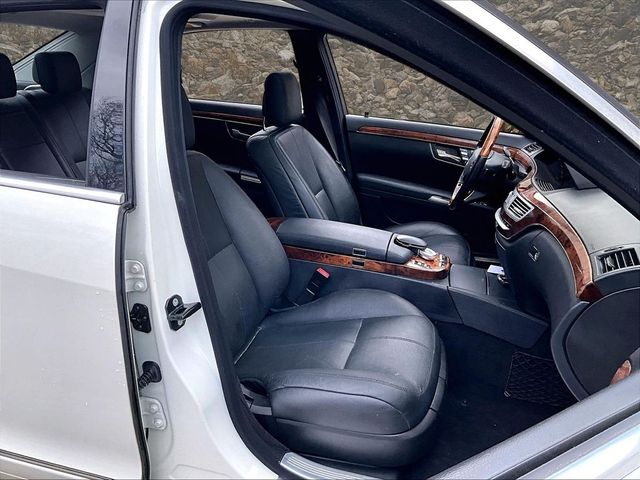 2008 Mercedes-Benz S-Class S 550 4MATIC
