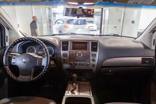 2008 Nissan Armada 3rd row SE